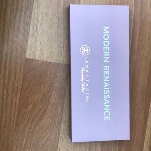 Modern Renaissance Pallette